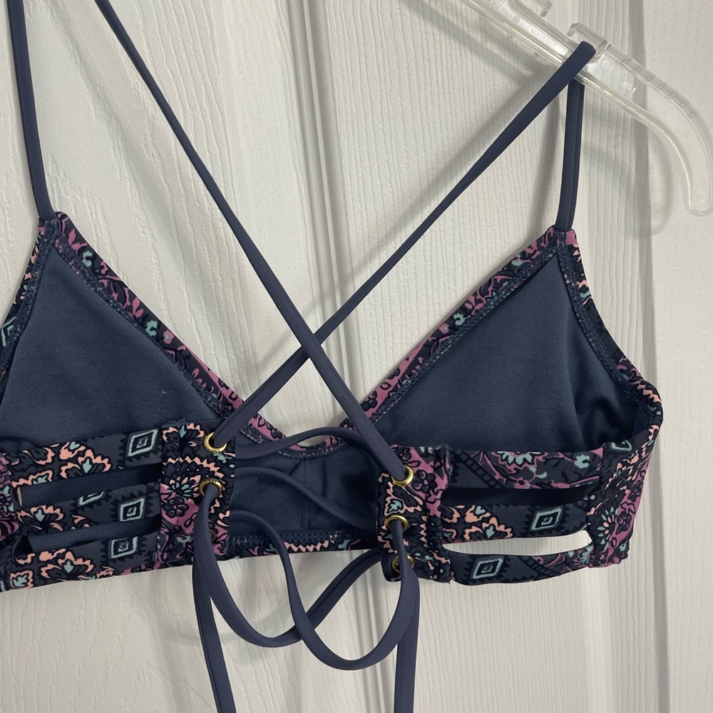 Multicolor Bikini Set - Picture 3 of 3